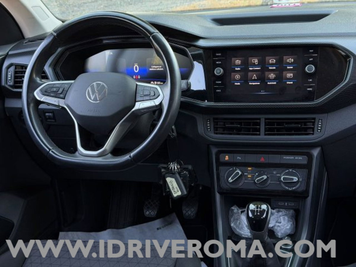 Volkswagen T-Cross 1.0 tsi Life 95cv (7)