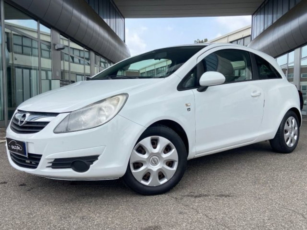 Opel Corsa 1.2 80CV 3 porte GPL-TECH Club