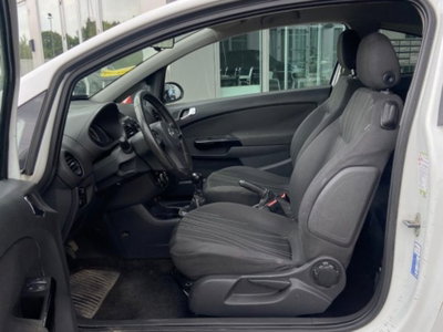 Opel Corsa 1.2 80CV 3 porte GPL-TECH Club (11)