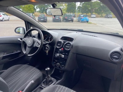 Opel Corsa 1.2 80CV 3 porte GPL-TECH Club (12)