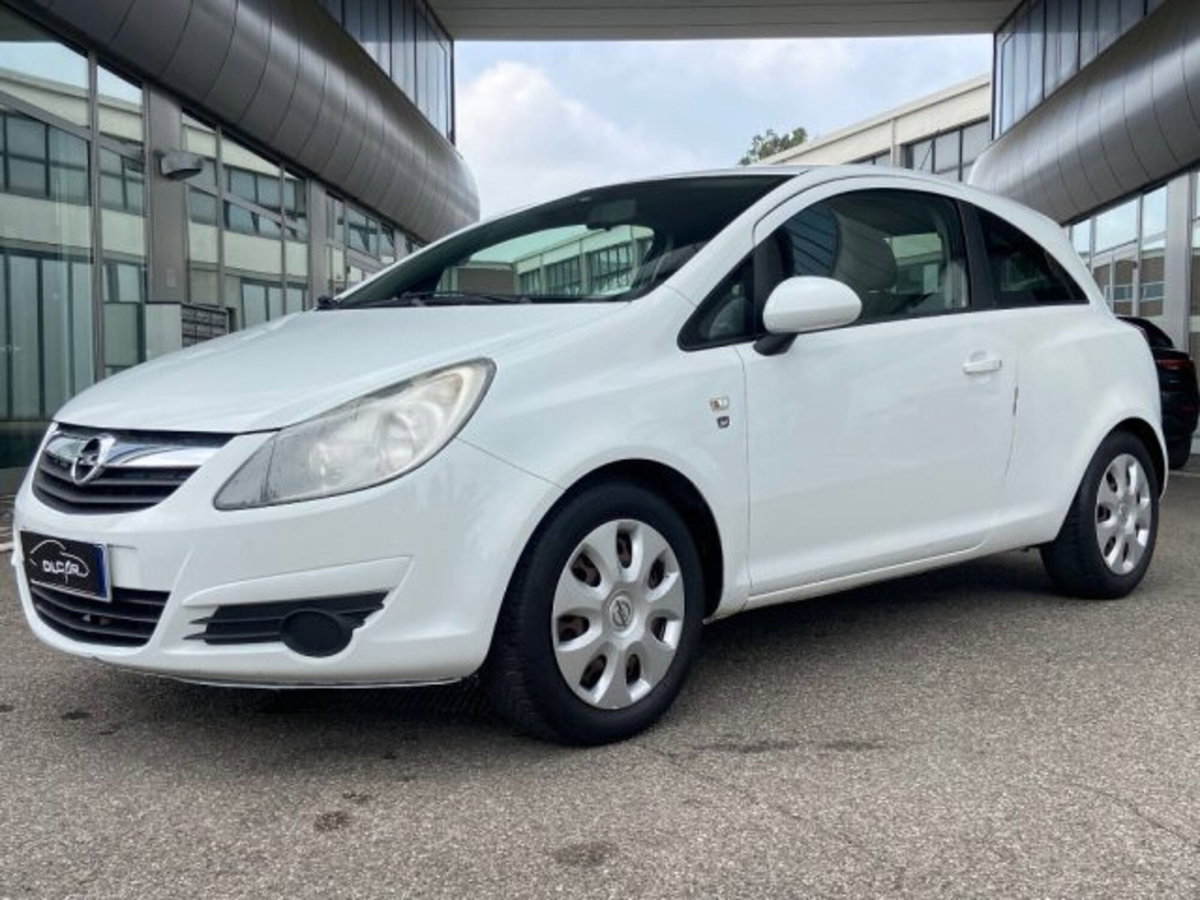 Opel Corsa 1.2 80CV 3 porte GPL-TECH Club (3)