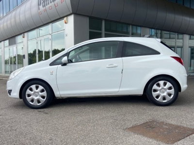 Opel Corsa 1.2 80CV 3 porte GPL-TECH Club (8)