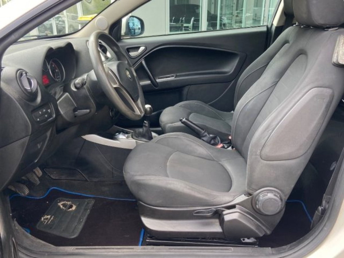 Alfa Romeo MiTo 1.3 JTDm-2 95 CV S&S Progression (11)