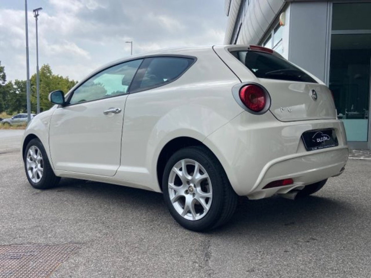 Alfa Romeo MiTo 1.3 JTDm-2 95 CV S&S Progression (6)