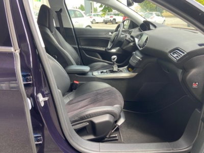 Peugeot 308 BlueHDi 120 S&S Allure (14)