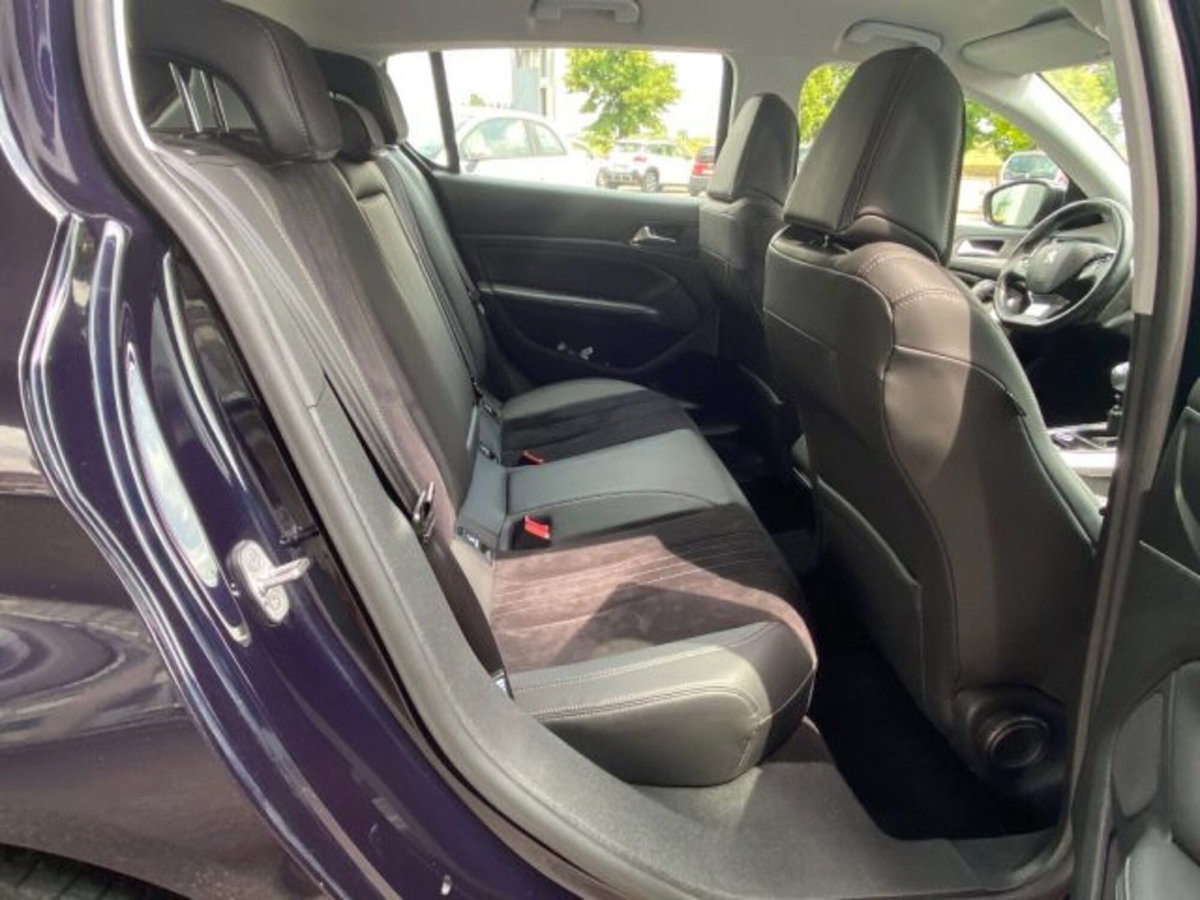Peugeot 308 BlueHDi 120 S&S Allure (16)