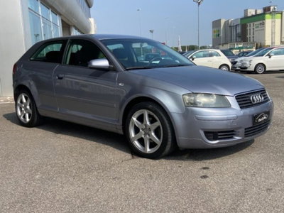 Audi A3 1.9 TDI Attraction (2)