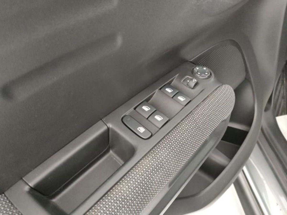 Citroen C3 Aircross PureTech 82 Shine (17)