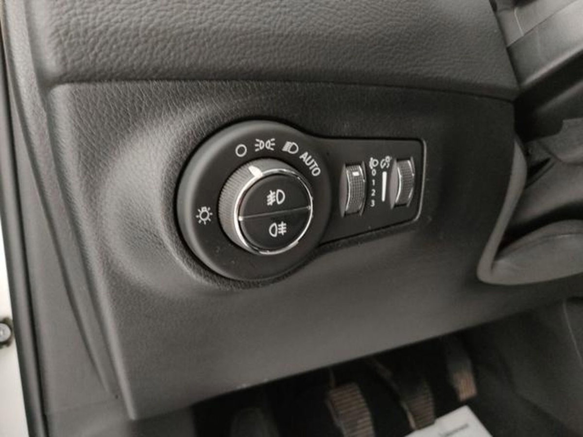 Jeep Compass 1.6 Multijet II 2WD Night Eagle (6)