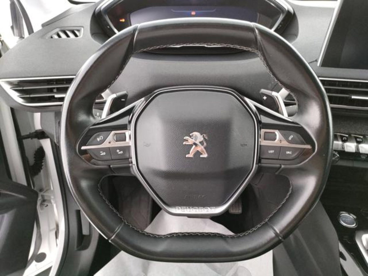 Peugeot 3008 BlueHDi 130 S&S EAT8 Allure Pack (8)