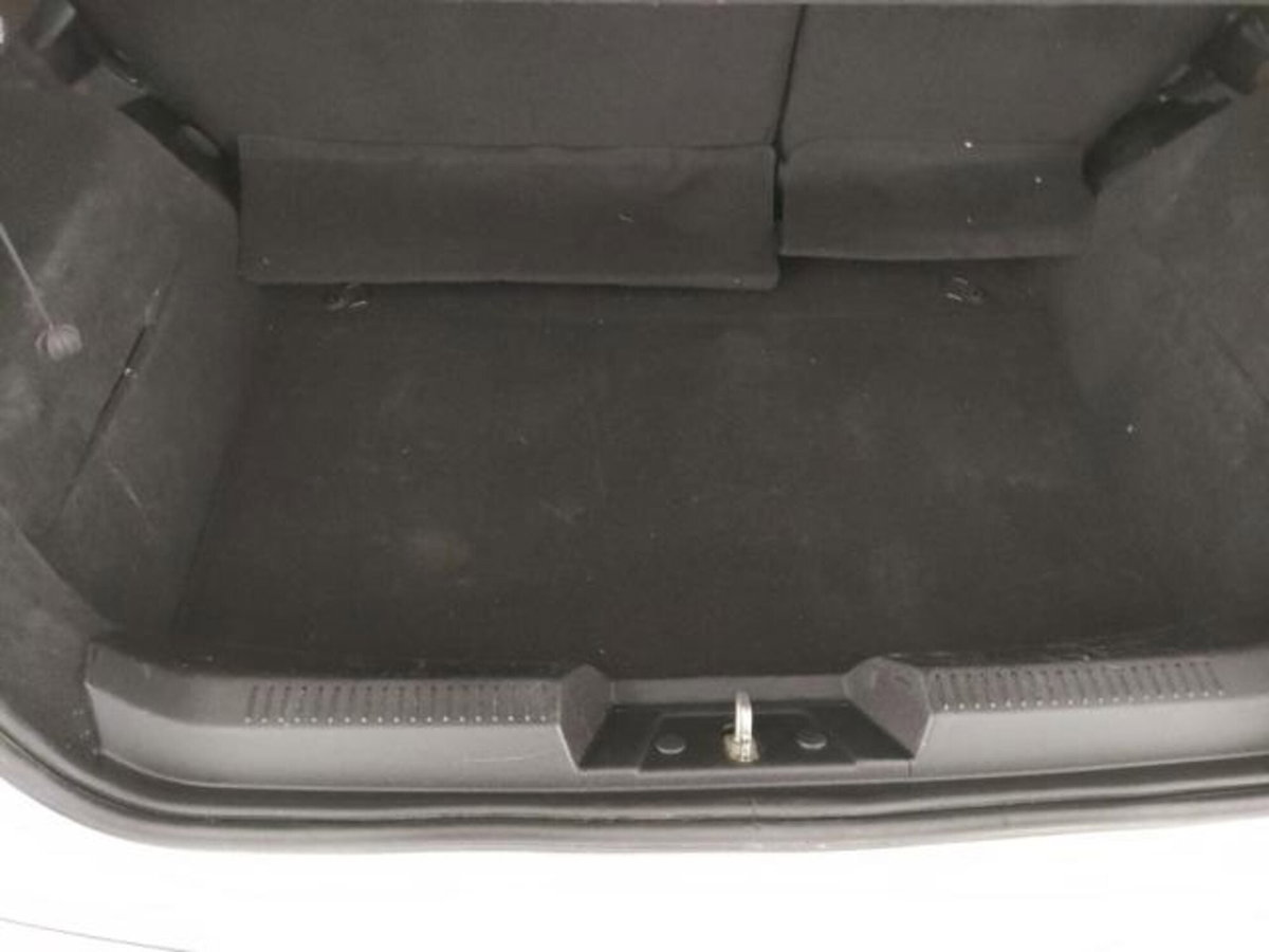 Lancia Delta 1.6 MJT DPF Gold (17)