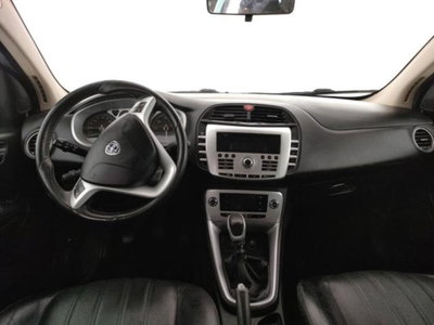 Lancia Delta 1.6 MJT DPF Gold (7)