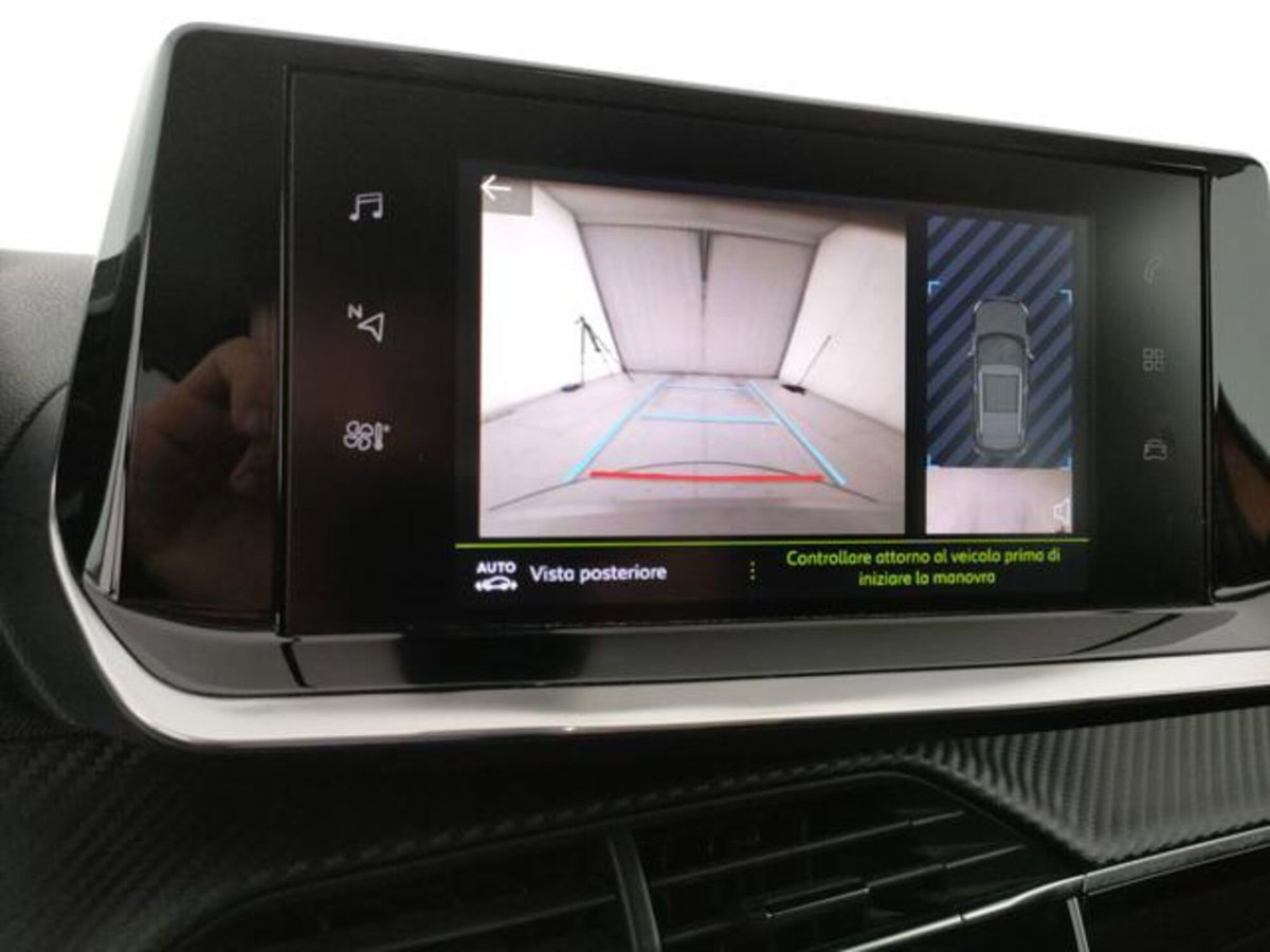 Peugeot 2008 PureTech 100 S&S Allure (11)