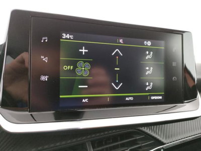 Peugeot 2008 PureTech 100 S&S Allure (12)