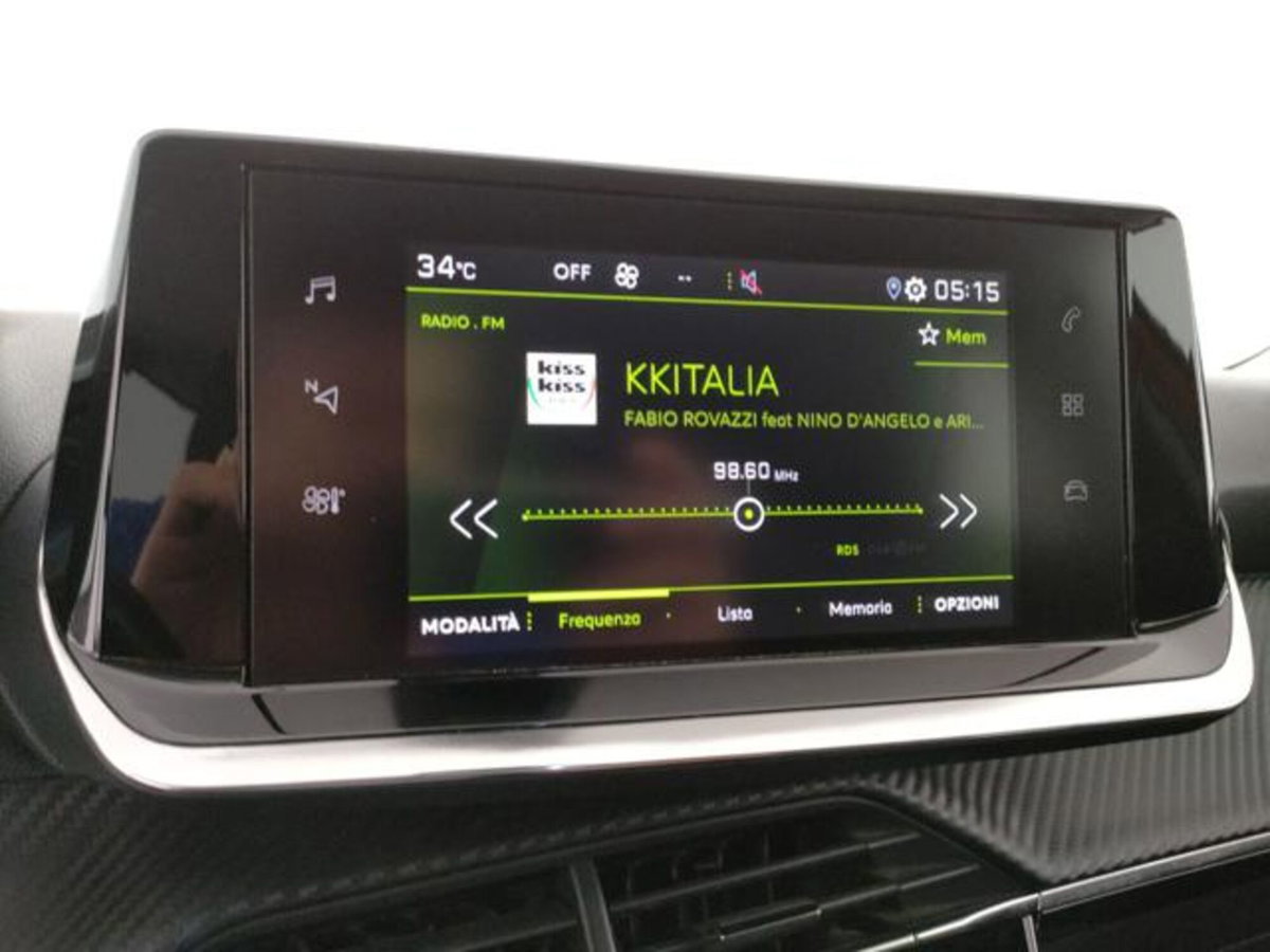 Peugeot 2008 PureTech 100 S&S Allure (14)