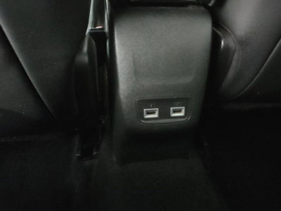 Peugeot 2008 PureTech 100 S&S Allure (19)