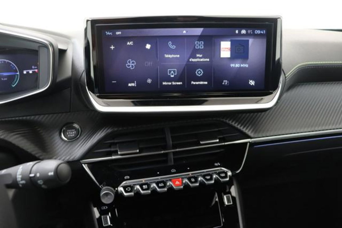 Peugeot 2008 1.2 hybrid GT 145cv e-dcs6 (14)