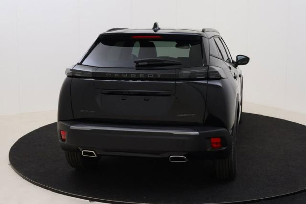 Peugeot 2008 1.2 hybrid GT 145cv e-dcs6 (6)
