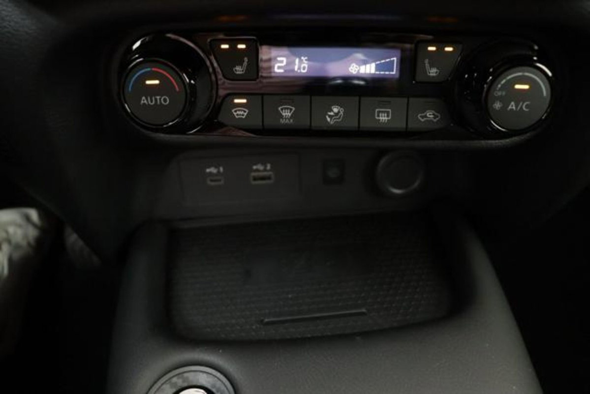 Nissan Juke 1.0 dig-t N-Connecta 114cv (16)