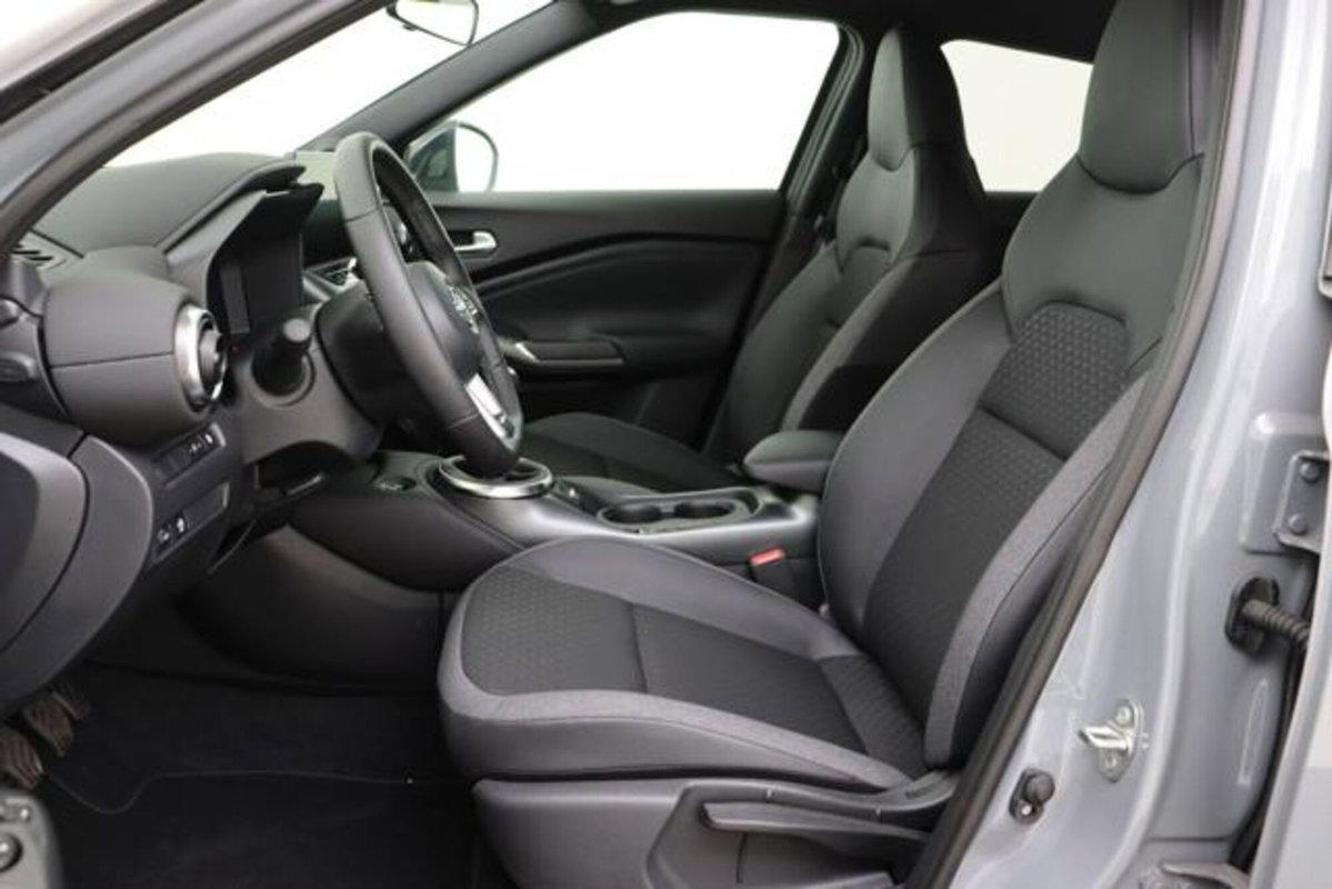 Nissan Juke 1.0 dig-t N-Connecta 114cv (8)