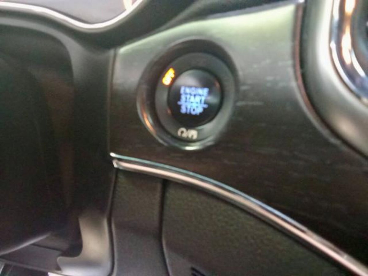 Jeep Grand Cherokee 3.0 V6 CRD 250 Multijet II Night Eagle (20)