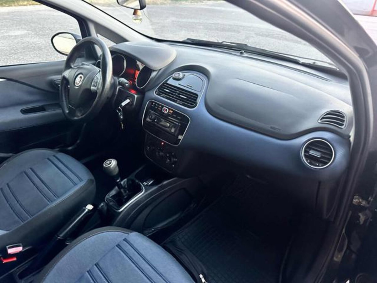 Fiat Punto Evo 1.3 Mjt 75 CV 5 porte Active (11)