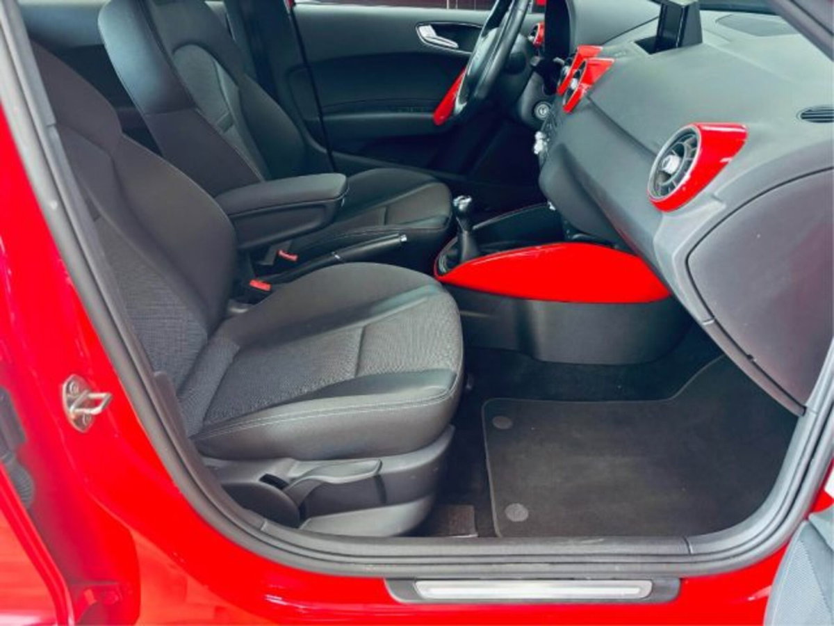 Audi A1 Sportback 1.4 TFSI 125 CV Admired (13)