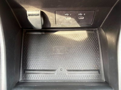 Renault Captur 1.0 tce Techno 90cv (12)
