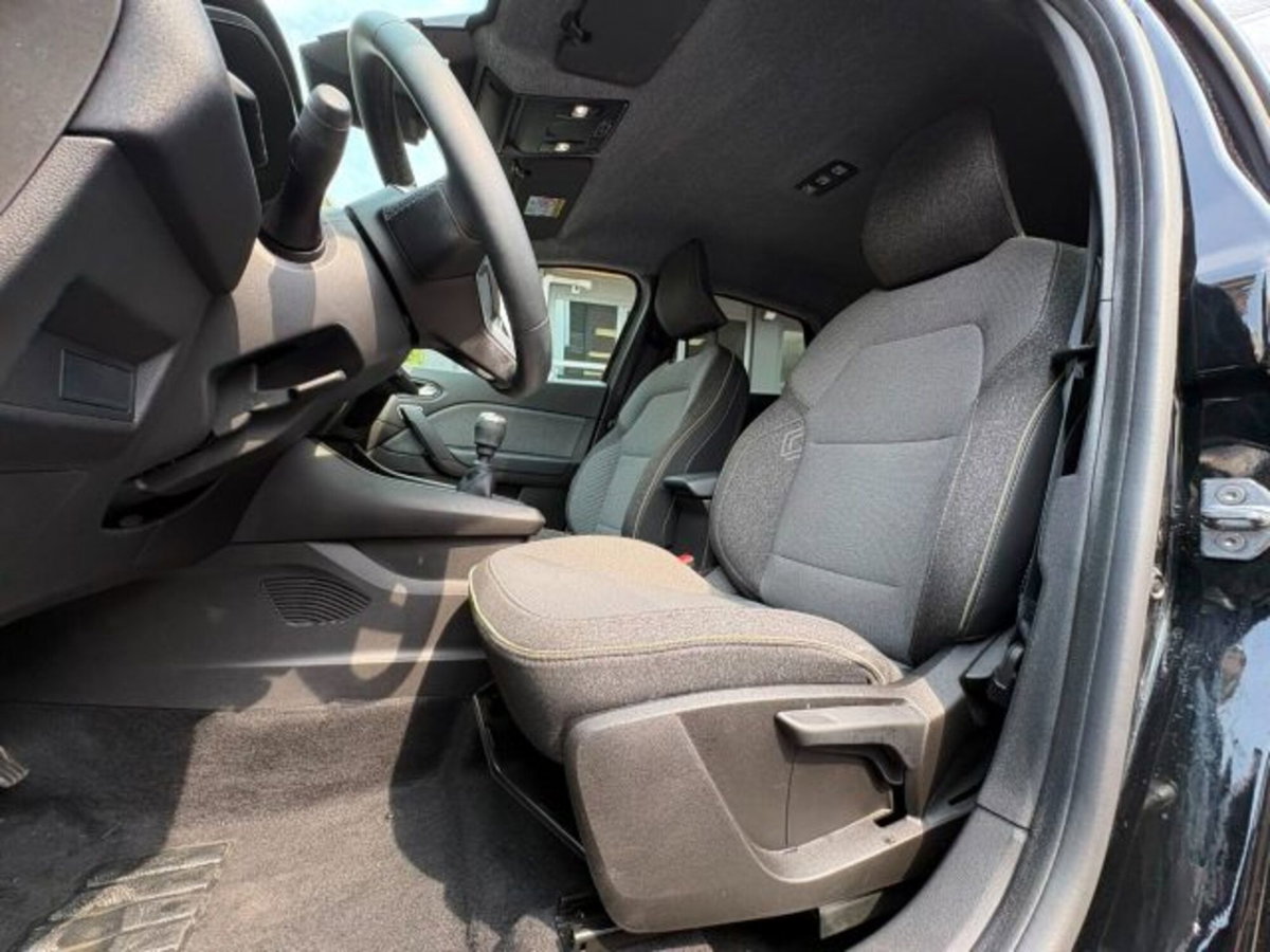 Renault Captur 1.0 tce Techno 90cv (14)