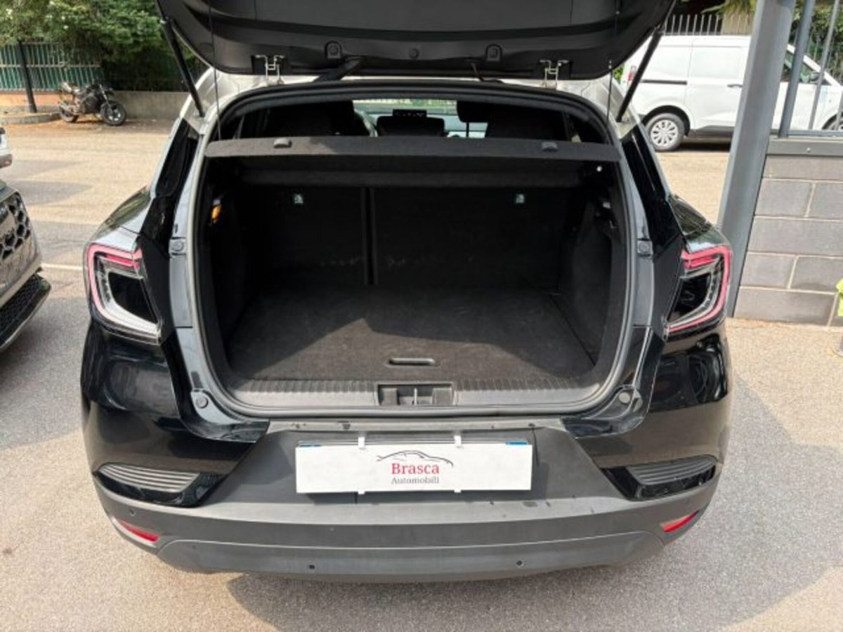 Renault Captur 1.0 tce Techno 90cv (17)