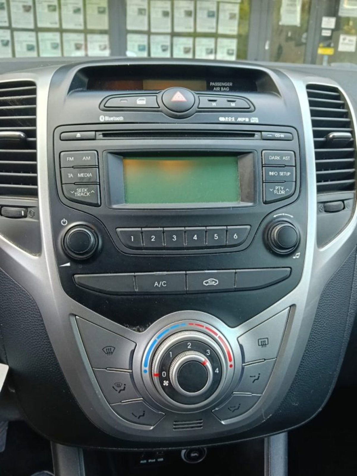 Hyundai ix20 1.4 90 CV Econext Comfort (17)