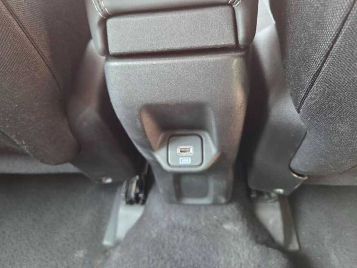 Jeep Renegade 1.5 turbo t4 mhev Summit 2wd dct (4)