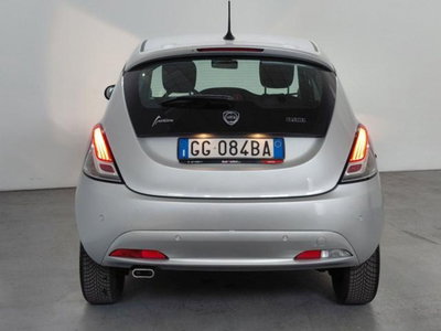 Lancia Ypsilon 1.0 FireFly 5 porte S&S Hybrid Ecochic Gold (11)