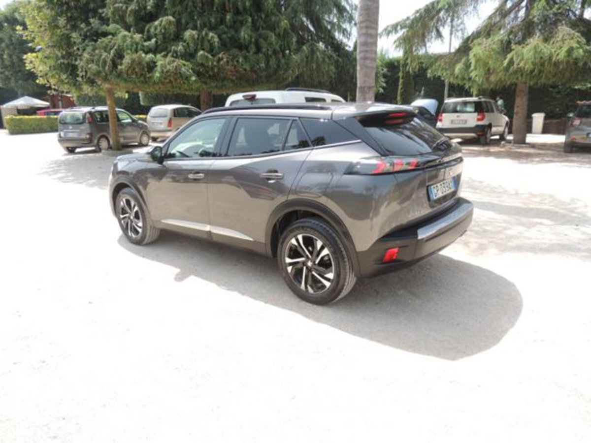 Peugeot 2008 BlueHDi 130 S&S EAT8 Allure Pack (5)