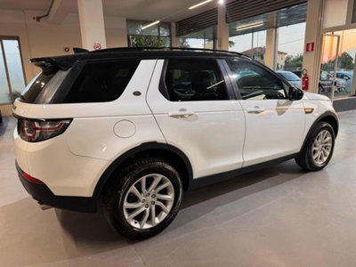 Land Rover Discovery Sport 2.0 TD4 150 CV HSE Luxury (10)