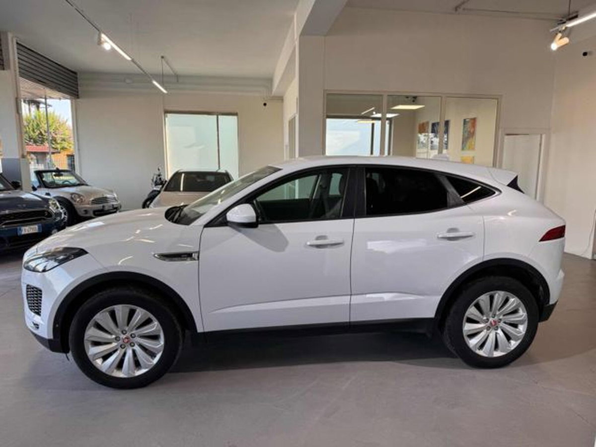 Jaguar E-Pace 2.0D 180 CV AWD aut. (6)