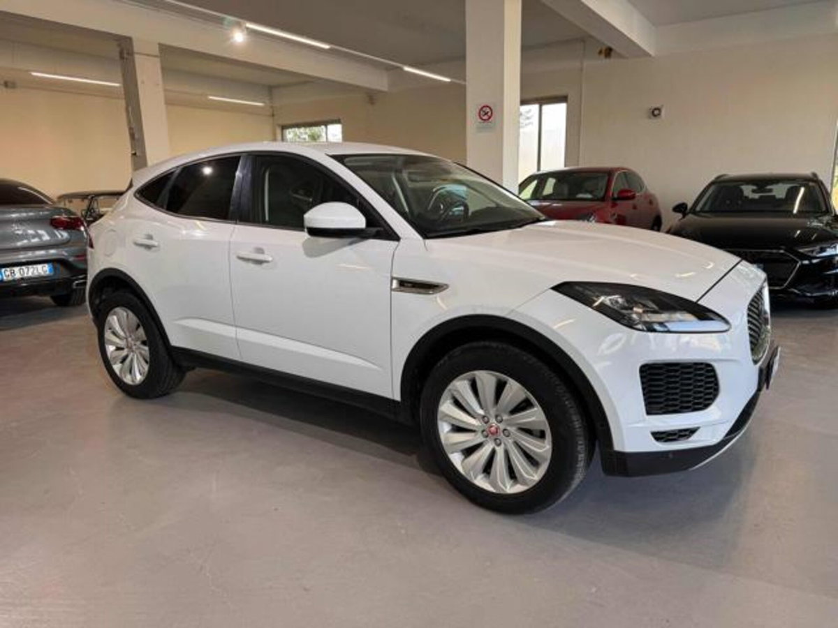 Jaguar E-Pace 2.0D 180 CV AWD aut. (8)