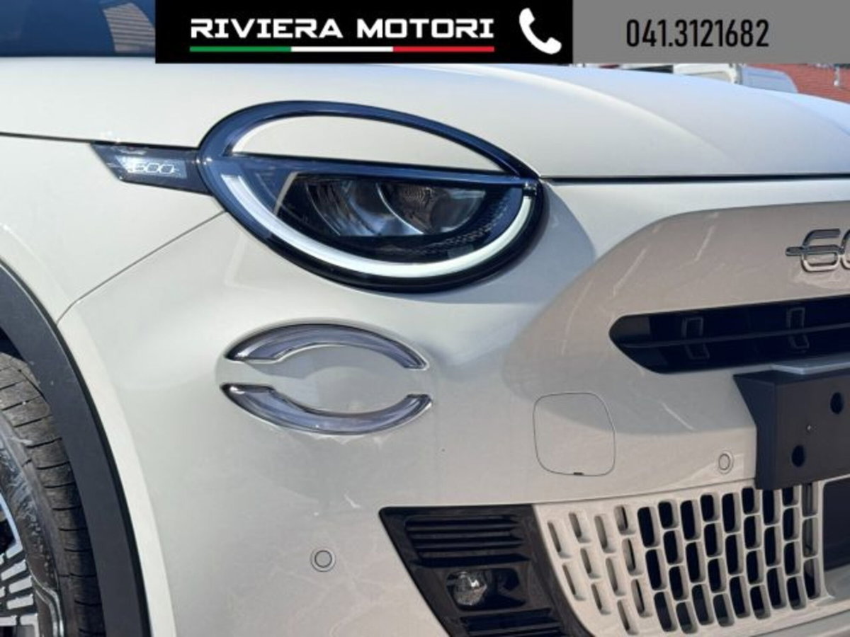 Fiat 600 1.2 hybrid Pop 145cv auto (14)