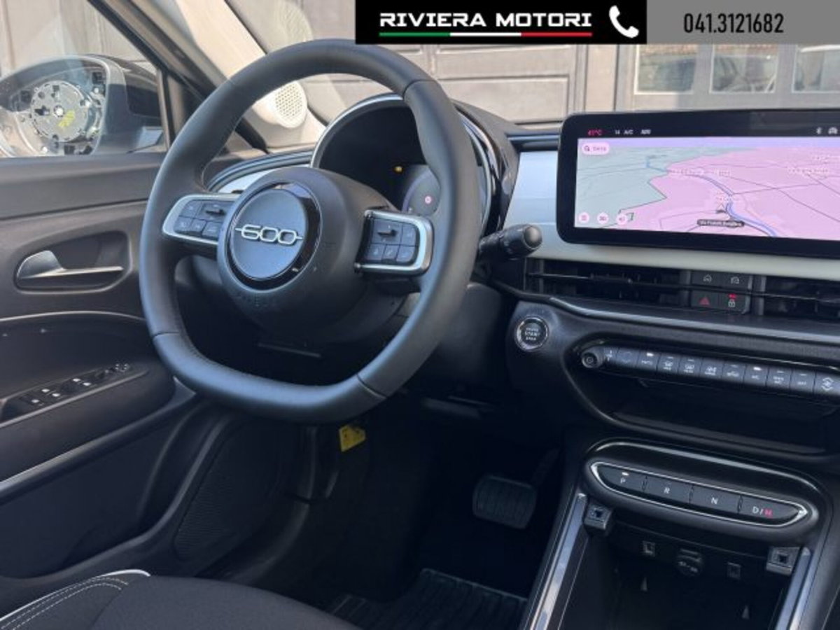 Fiat 600 1.2 hybrid Pop 145cv auto (3)