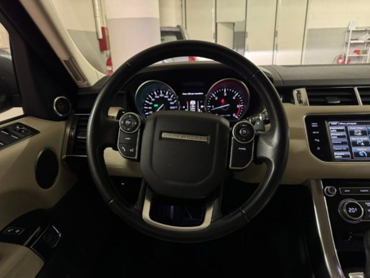 Land Rover Range Rover Sport 3.0 TDV6 HSE Dynamic (14)