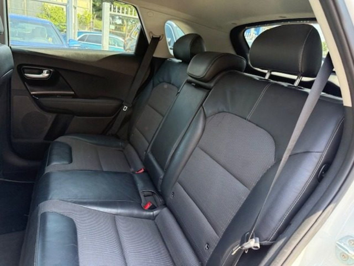 Kia Niro 1.6 GDi DCT HEV Style (11)