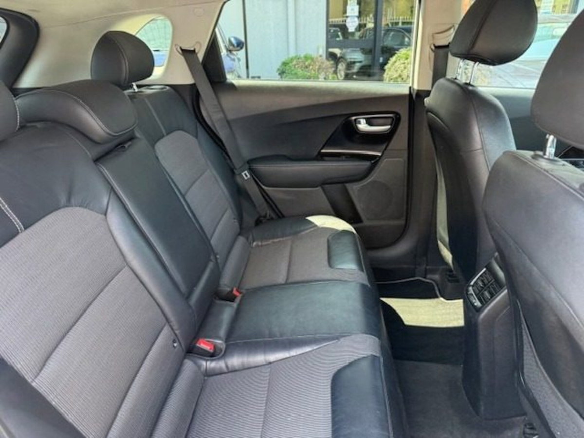 Kia Niro 1.6 GDi DCT HEV Style (9)