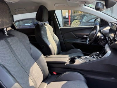 Peugeot 5008 BlueHDi 130 S&S EAT8 Allure (4)