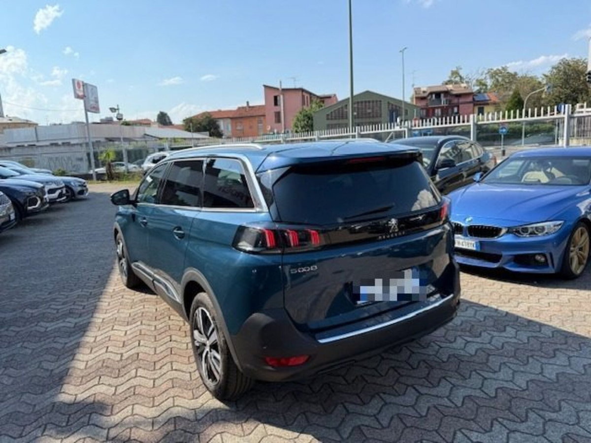 Peugeot 5008 BlueHDi 130 S&S EAT8 Allure (5)
