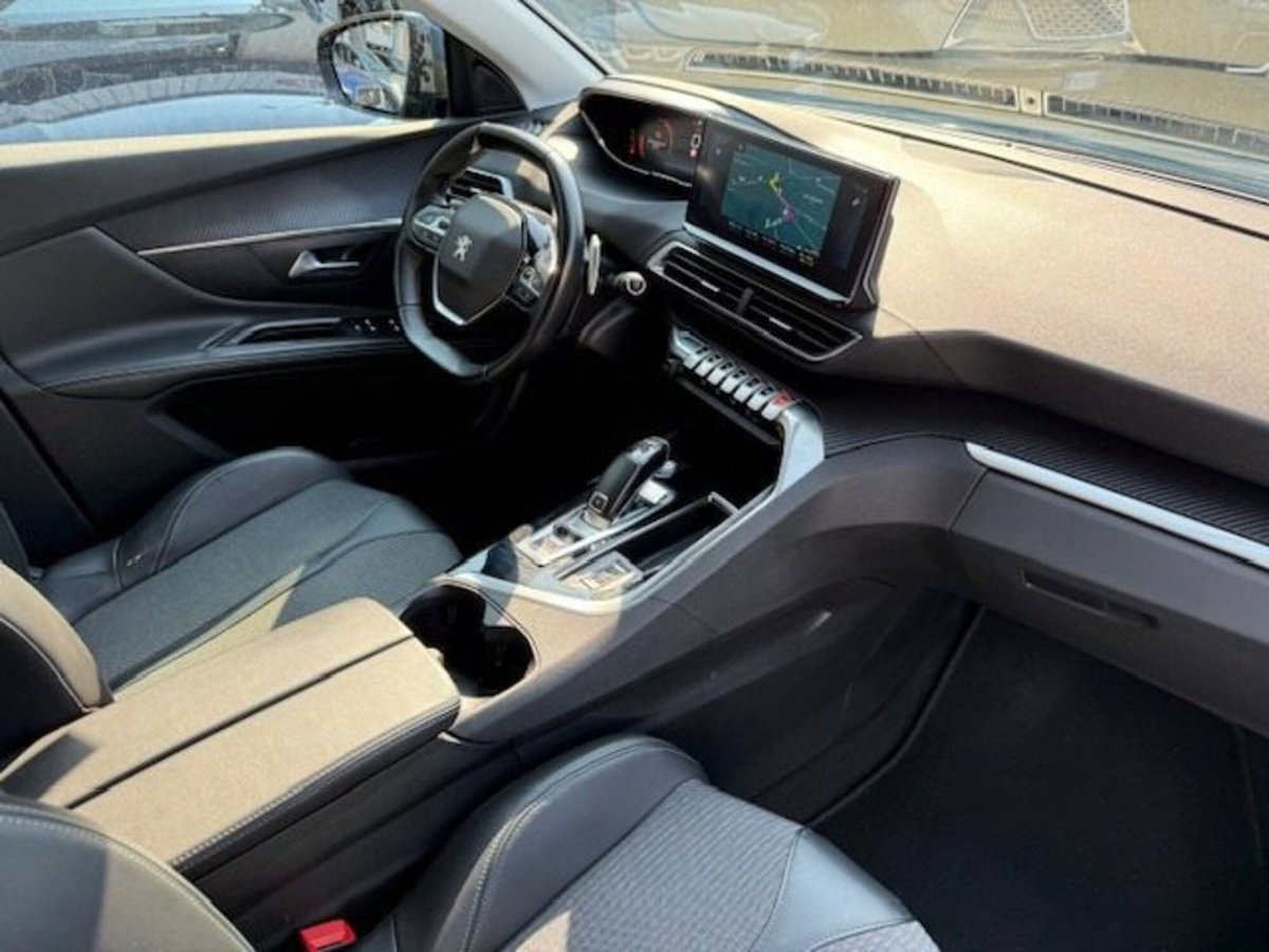 Peugeot 5008 BlueHDi 130 S&S EAT8 Allure (8)