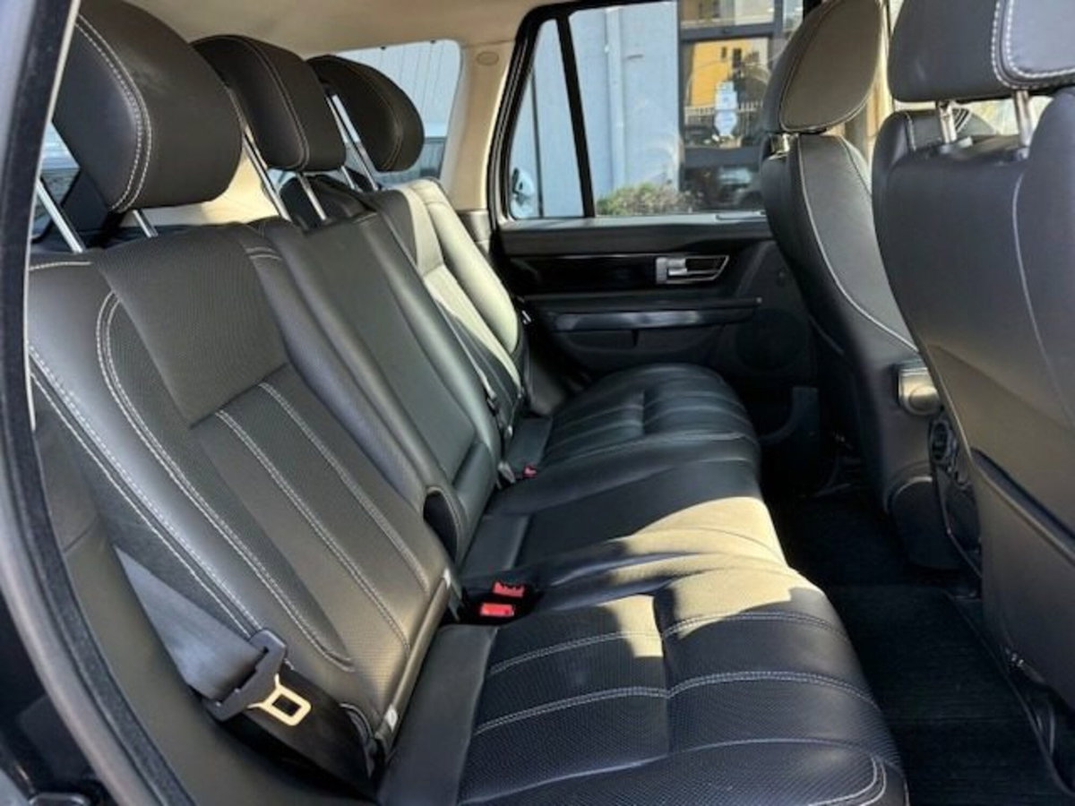 Land Rover Range Rover Sport 3.0 SDV6 HSE (10)