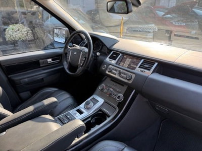 Land Rover Range Rover Sport 3.0 SDV6 HSE (12)