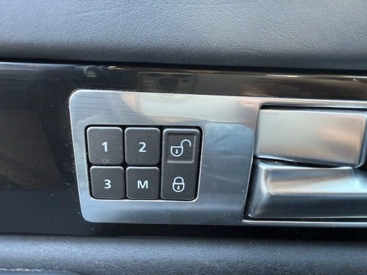 Land Rover Range Rover Sport 3.0 SDV6 HSE (8)