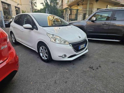 Peugeot 208 VTi 82 CV 5 porte Active usata