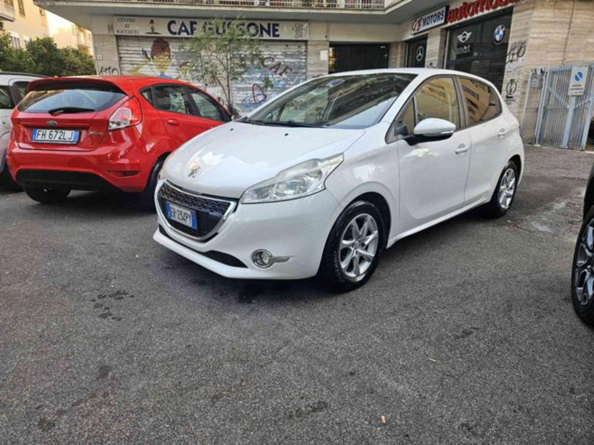 Peugeot 208 VTi 82 CV 5 porte Active (2)
